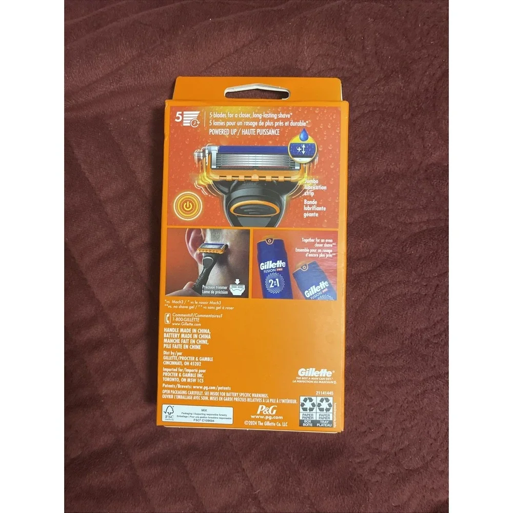 Gillette Fusion 5 Power À Pile Razor, 1 Razor Handle, 2 Cartridge On The Go Gift
